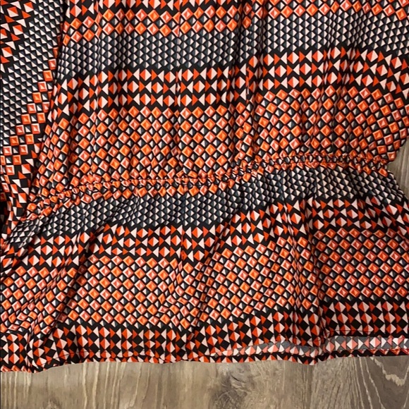 BCBGeneration Patterned Blouse - Picture 3 of 5